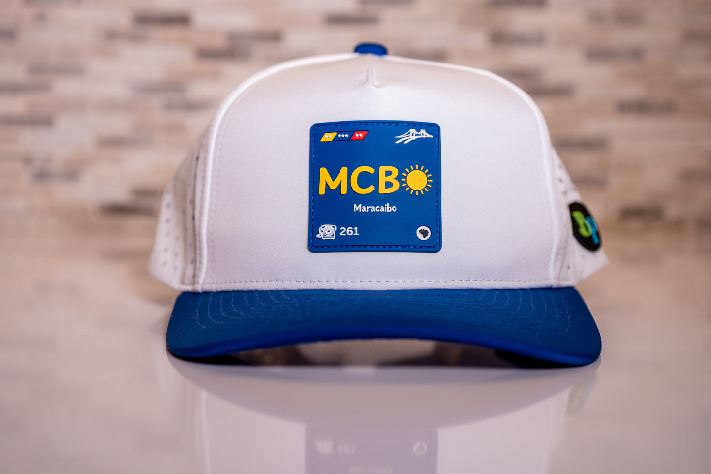 Maracaibo Hats – Gorras de Maracaibo - El Sol, El Puente y Todo el Orgullo Zuliano.