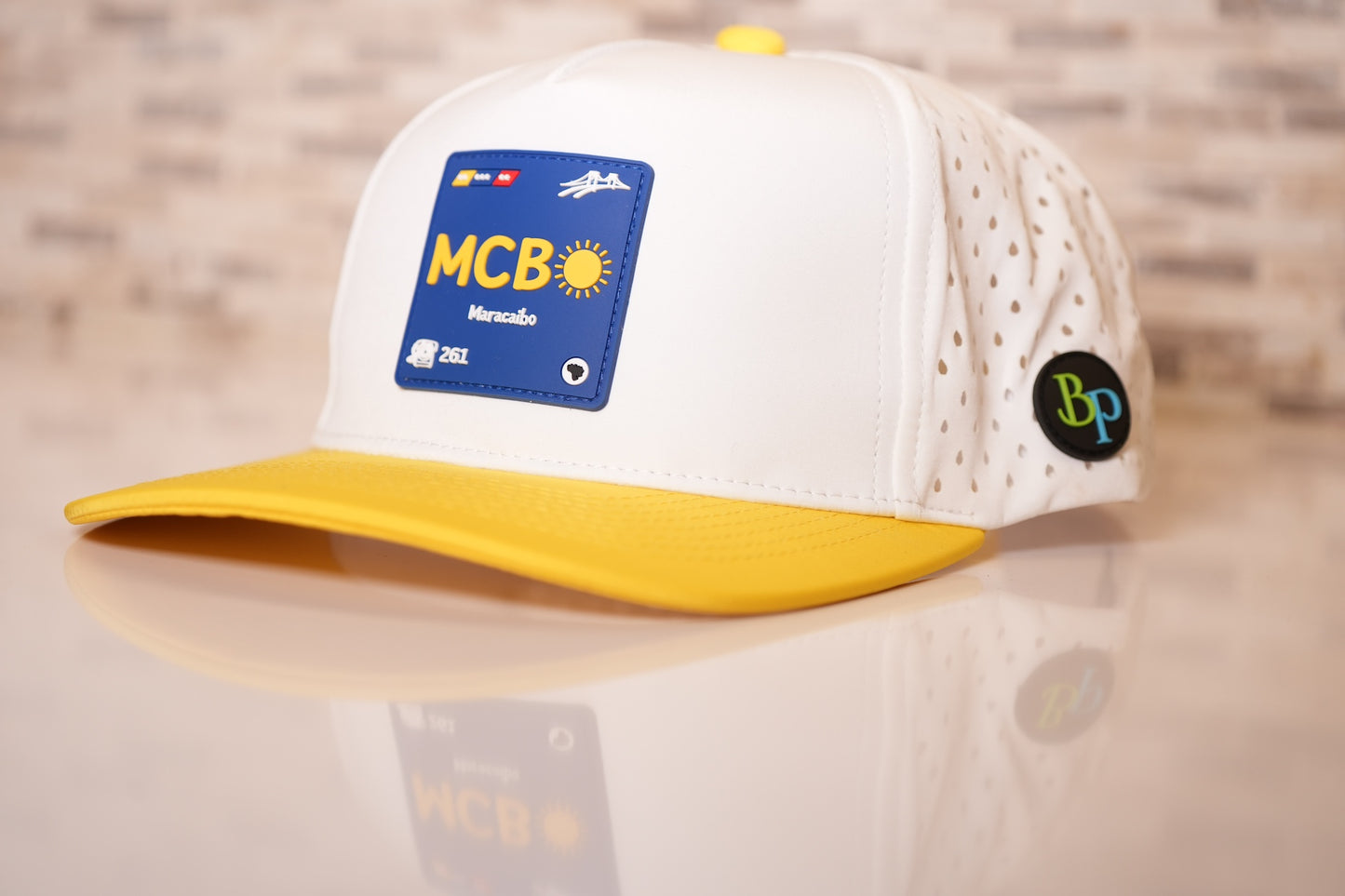 Maracaibo Hats – Gorras de Maracaibo - El Sol, El Puente y Todo el Orgullo Zuliano.